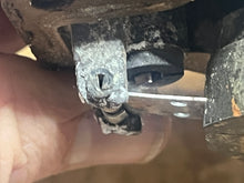 Cargar imagen en el visor de la galería, 7.5 4.5 HP Johnson Evinrude 0390249 frozen PARTS carburetor two stroke 1980-81 stamped 396736
