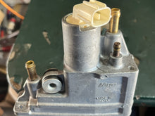 Cargar imagen en el visor de la galería, sold mar2026——PARTS ONLY - DF 50 40 hp Suzuki VST 15600-87J01 15600-87J11 FUEL VAPOR SEPARATOR Four Stroke 1999-2010 NO FUEL 
