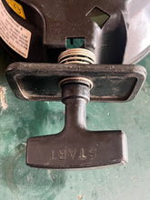 Cargar imagen en el visor de la galería, DT 6 hp Suzuki RECOIL STARTER no cable 18100-98131 two stroke 1989-2002
