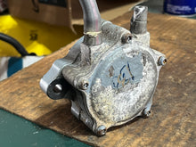 Charger l'image dans la galerie, BF 130 115 16700-ZW5-004 fuel pump 1999-2006 four stroke
