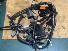Cargar imagen en el visor de la galería, DF 50 60 hp Suzuki 36610-88LE0 WIRING engine HARNESS  2015 df50avt
