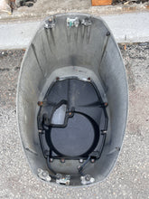 Charger l'image dans la galerie, f 150 Yamaha TOP COWLING engine cover 63P-00 63P-42610-00-8D 2004-2009 Four Stroke 63P-42610-01-8D
