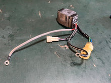 Cargar imagen en el visor de la galería, sold ebay june2025——DF 250 225 200 hp Suzuki 38410-93J00 PTT RELAY trim oem Four Stroke 2004-11
