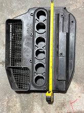 Charger l'image dans la galerie, 150 200 hp Yamaha AIR SILENCER 67H-14440-00-00 Two Stroke 1999-2005 some 175 hp 2001-2003
