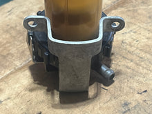 Charger l'image dans la galerie, Yamaha 61A-24560-04-00 FUEL FILTER two stroke 115 - 250 hp different bracket TWO STROKE
