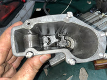 Load image into Gallery viewer, f 90 75 hp Yamaha vst FLOAT CHAMBER 6D8-14180-20-00 PUMP 6C5-13907-00-00 COOLER 6C5-21841-00-00 four stroke 2005-2011
