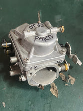 Charger l'image dans la galerie, PARTS ONLY DT 65 55 hp Suzuki 13201-94700 CARBURETOR 1 two stroke 1985-1987 13201-94701
