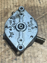 Charger l'image dans la galerie, DT 90 100 hp Suzuki 15200-87D10 FUEL PUMP two stroke 1988-2000 2-line
