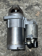 Charger l'image dans la galerie, DF 175 hp Suzuki STARTING MOTOR 31100-98L10 four stroke 2018-2024 some 70-350 hp compatibilit
