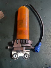 Charger l'image dans la galerie, 150 - 300 hp Yamaha FUEL FILTER water seperator 68F-24560-10-00 Two Stroke vmax HPDI 2003-2008
