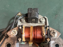 Cargar imagen en el visor de la galería, 50 40 hp Yamaha OEM BASE ASSY 63D-85560-10-00 stator trigger Two Stroke 2000-2005
