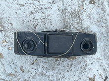 Cargar imagen en el visor de la galería, DF 70 - 140 Suzuki Swivel Bracket Four Stroke 20” Large, 54211-90J01-0EP LOWER MOUNT BRACKET 54221-90J02-0EP 43111-92101
4311

