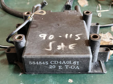Charger l'image dans la galerie, 90 115 Johnson 584845 power pack CD4a0L61 control unit 0584845 585032c two stroke OIS
