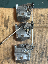 Cargar imagen en el visor de la galería, 90 hp Mercury CARBURETOR SET WBE 87-1 87-2 87-3 3301-824854T09 3301-824854T10 3301-824854T11 two stroke OIL-INJECTED 65 75 hp
