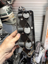 Charger l'image dans la galerie, sold june2026—-BF 50 hp Honda carburetor intake MUFFLER PLATE 17380-ZW4-H01 17380-ZV5-000 four stroke pre 1997 - up SOME comp
