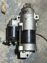 Cargar imagen en el visor de la galería, f 225 200 hp Yamaha STARTING MOTOR ASSY 69J-81800-00-00 81800 four stroke 2002-2010 Mercury STARTER 888333T1 some 150 hp
