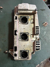 Cargar imagen en el visor de la galería, 90 80 Tohatsu Nissan COVER 3B7024150 AIR SILENCER 3B7024110 Two Stroke
