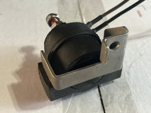 Charger l'image dans la galerie, 60 50 40 30 HP Mercury EFI 825096T RELAY efi FOUR STROKE 95643M BRACKET oem
