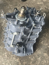 Cargar imagen en el visor de la galería, f 115 hp Yamaha mercury CYLINDER BLOCK with rotating assembly 68V-W009B-03-1S CRANKCASE 68V-15100-01-1S four stroke 2000-2003
