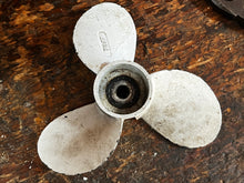 Load image into Gallery viewer, Outboard 3-Blade PROPELLER 7 1/2 x 7 pitch Yamaha Tohatsu Mercury
