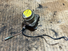 Charger l'image dans la galerie, 225 hp Yamaha 61A-81941-00-00 starter relay Two Stroke 115 - 250 hp
