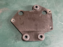 Cargar imagen en el visor de la galería, f 25 hp Yamaha 65W-85542-00-00 BRACKET cdi electrical Four Stroke 25 hp
