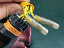 Charger l'image dans la galerie, 25 - 60 hp Mercury 398-852387A4 65W-85510-10-00 STATOR four stroke OEM Yamaha
