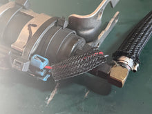 Cargar imagen en el visor de la galería, 135 150 175 200 225 hp Mercury 2.5L Optimax 8558432 PUMP ASSEMBLY 8M0047624 two stroke OEM TESTED
