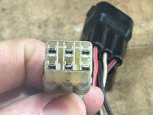 Charger l'image dans la galerie, DT 30 25 hp Suzuki 32900-95D00 CDI f8t12271 outboard inline 3 cylinder (for carb motor) TWO STROKE 1988-1997
