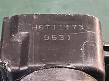 Charger l'image dans la galerie, DF 200 175 150 hp Suzuki IGNITION COIL 33410-96L00 four stroke 2015-2023
