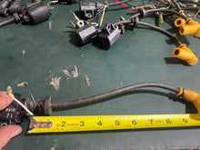 Charger l'image dans la galerie, DT 150 200 hp Suzuki ig-39 IGNITION COIL 9” boot cord 33410-92E00 two stroke 1998-2003
