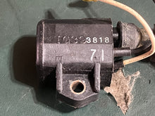 Charger l'image dans la galerie, DT 150 200 hp Suzuki ig-39 IGNITION COIL 9” boot cord 33410-92E00 two stroke 1998-2003
