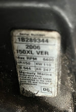 Charger l'image dans la galerie, 150 HP Mercury Verado 895305T01 DRIVESHFT HOUSING 896689A01 ADAPTER PLATE 135 hp - 200 hp

