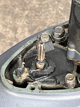 Cargar imagen en el visor de la galería, f 90 75 hp Yamaha 20” double-splined LOWER UNIT ASSY 67F-45300-10-4D four stroke 2003-2004 also f 80 100 hp 1999-2005 superseded 6D8-10 67F-11 6D9-10 6D9-11 6D9-12 6D9-13 6D9-14 6D9-15
