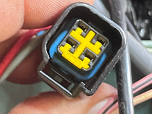 Cargar imagen en el visor de la galería, f 90 75 hp Yamaha engine WIRE HARNESS 67F-82590-03-00 Four Stroke 2003 some 80 100 hp
