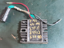 Charger l'image dans la galerie, f 90 hp Yamaha voltage RECTIFIER &amp; REGULATOR 67F-81960-11-00 Four Stroke 1999-2004 superseded 67F-12 67F-00
