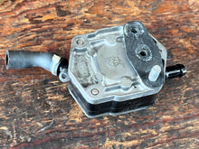 Charger l'image dans la galerie, 115 130 hp Yamaha FUEL PUMP 6E5-24410-03-00 two stroke 1984-1990 some 150 175 200 220 hp
