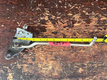 Charger l'image dans la galerie, 75 80 85 90 hp Yamaha STEERING HOOK arm DRAG LINK 688-48511-11-4D 688-61350-10-00 Two Stroke 2000-2009
