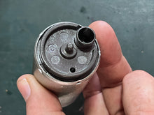Charger l'image dans la galerie, f 225 200 hp Yamaha 69J-13907-01-00 vst FUEL PUMP COMP interior FOUR STROKE genuine 69J-00 69J-02 69J-03 69J-04 69J-05 69J-06
