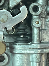 Cargar imagen en el visor de la galería, f 25 hp Yamaha CARBURETOR 65W-14901-00-00 65W00 Four Stroke 1998-2009 superseded 65W-01 65W-10 65W-11 65W-12 65W-13 65W-14 65W-15 65W-16
