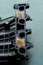 Cargar imagen en el visor de la galería, DF 60 70 HP Suzuki 13110-99E10 MANIFOLD, INTAKE 1998-2009 Four Stroke 1999
