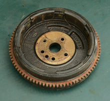 Load image into Gallery viewer, 150 175 hp Johnson Evinrude flywheel 513845 0513845 584350 60 degree motor, two stroke 1991-2006
