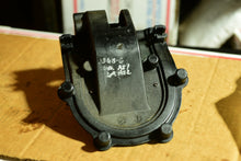 Charger l'image dans la galerie, 150 HP Mercury Verado 8M0020855 Access Panel bottom cowl FOUR STROKE 135-200 hp
