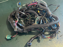 Charger l'image dans la galerie, 225 hp Mercury 84-825433a3 electrical wiring harness 3.0 Liter EFI,  for use with 4-pin ign coils
