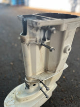 Load image into Gallery viewer, 25 hp BRP Evinrude e-tec 20” midsection 5008164 Exhaust Housing 05008164
