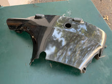 Load image into Gallery viewer, DF 50 60 40 hp Suzuki 61811-88L30-0EP short SIDE STBD COVER 61821-88L30-0EP short COVER, SIDE PORT S 2015 df50avt 61821-87j 6
