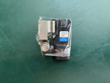 Cargar imagen en el visor de la galería, Mercury OEM map sensor 854445 16212460 outboard electrical

