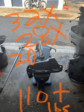 Cargar imagen en el visor de la galería, f 115 hp Yamaha 20” midsection 68V-45111-30-8D UPPER CASING, 68V-43111-01-8D CLAMP BRACKETS 68V-43112-01-8D 64E-43311-20-8D S
