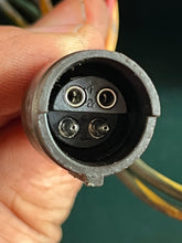 Load image into Gallery viewer, 35 30 25 20 hp Force stator F529095 &amp; 529029 TRIGGER alternator outboard Two Stroke Mercury Chrysler 78 - 91
