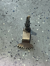 Cargar imagen en el visor de la galería, BF 135 Honda 24320-ZY6-000 ROD A, SHIFT, 24610-ZY6-000 SHIFT SHAFT A, 115 140 150
